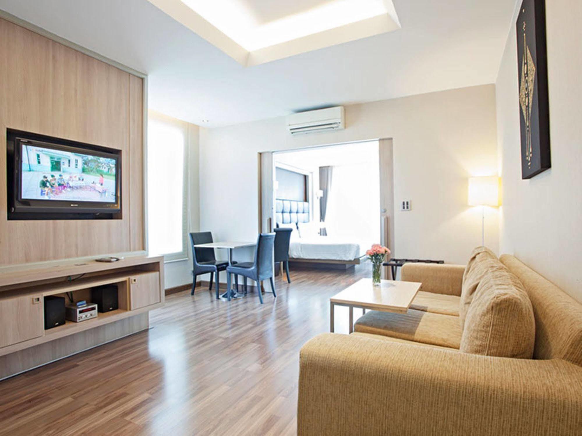 V Residence Bangkok Ngoại thất bức ảnh