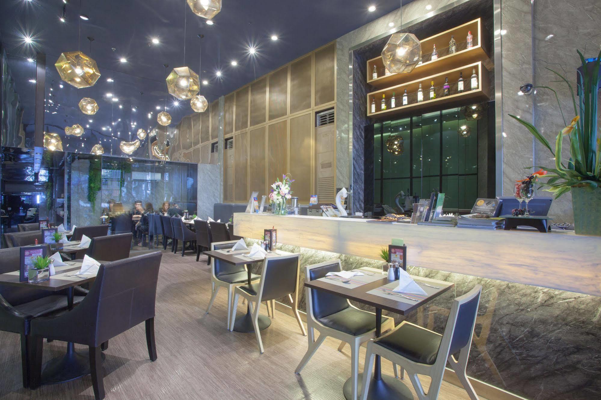 V Residence Bangkok Ngoại thất bức ảnh